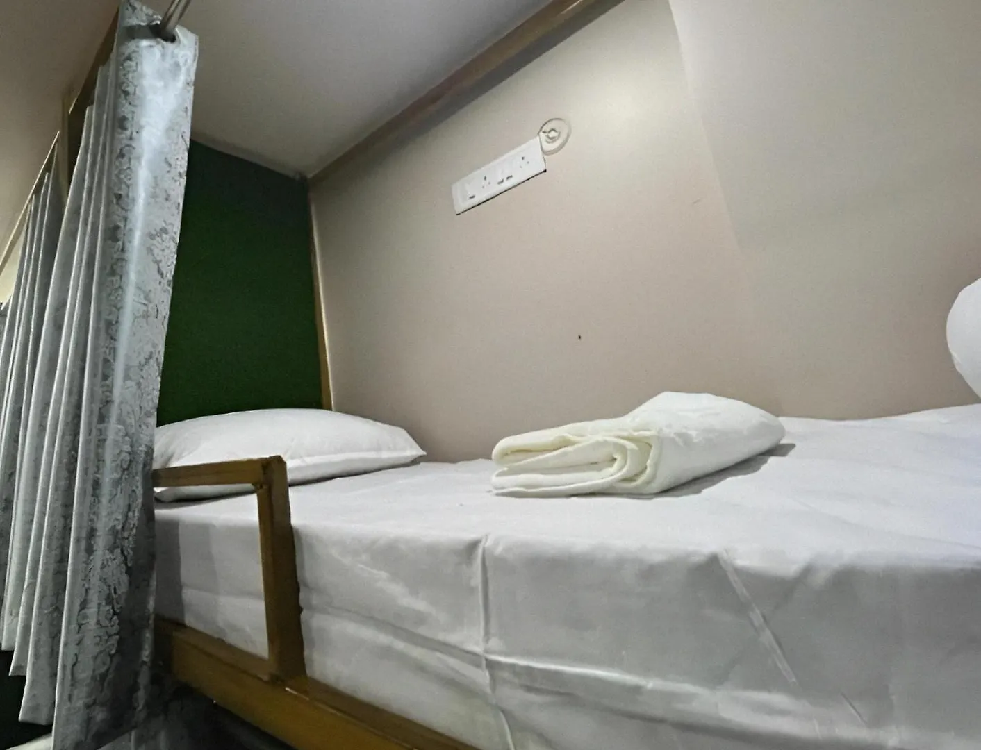 Shree Madhvam Ac Dormitory Váránasí Indie